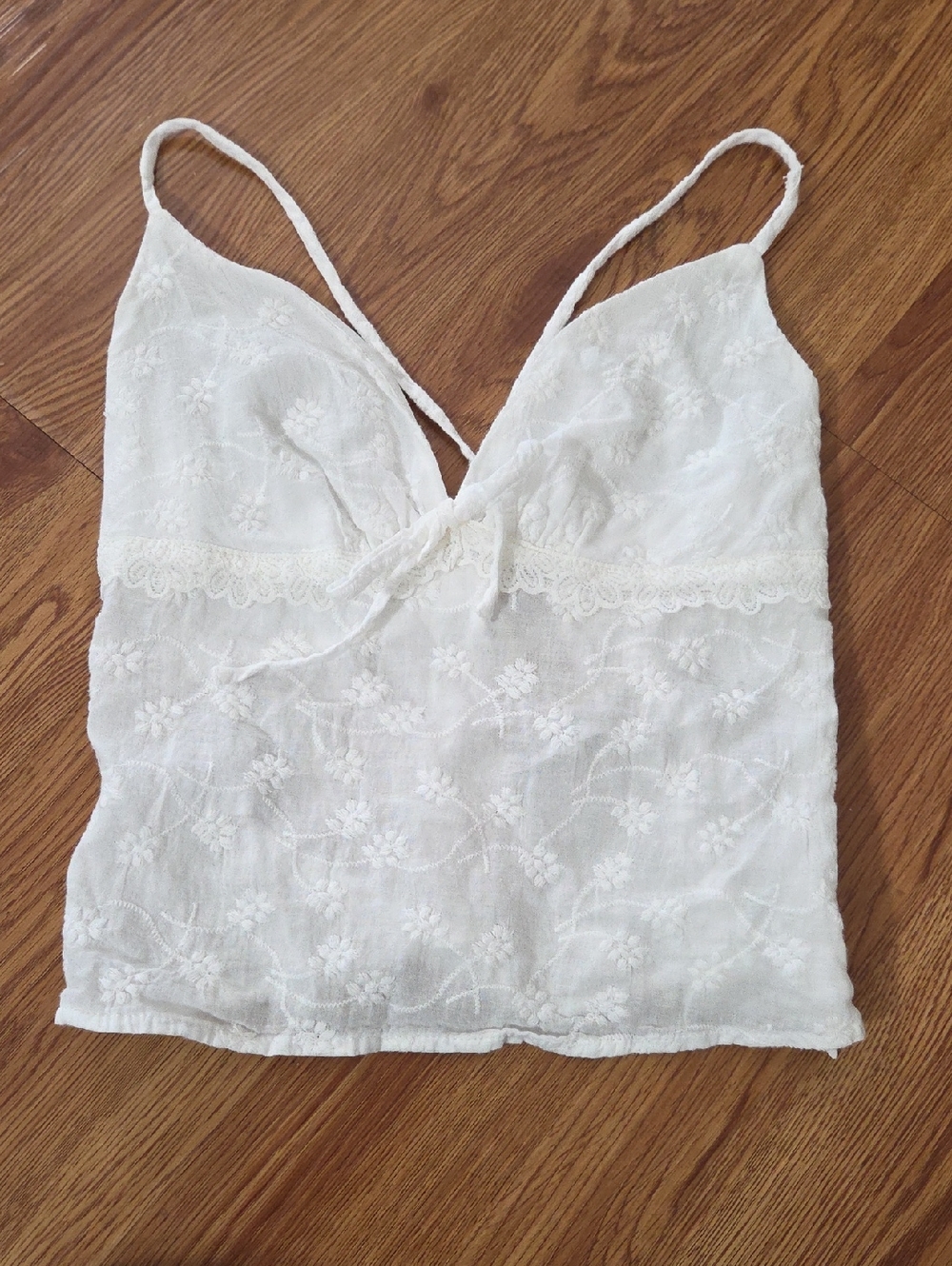 Princess Polly Delicate White Embroidered Lace Cami, Size 2